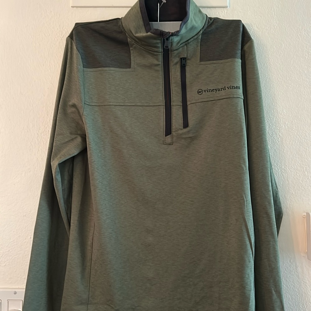 Vineyard Vines new with tags on the go shep shirt size xs
